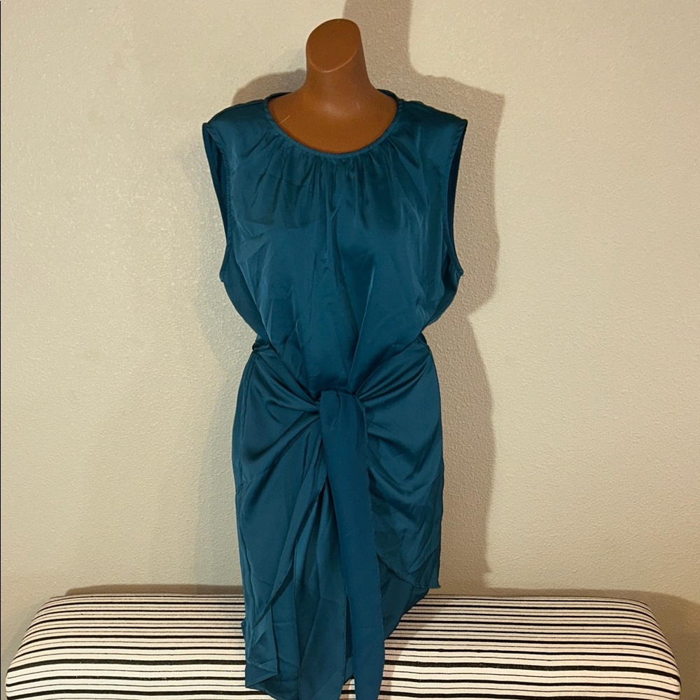 Chic Teal Sleeveless Dress